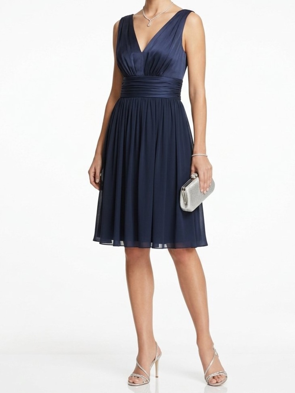 Vera Wang Classic Navy V-Neck Sleeveless Evening Dress